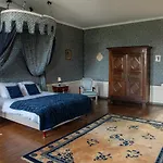 Chateau De Vitry-la-Ville