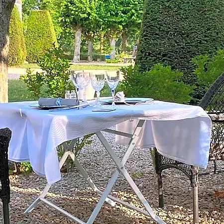 Couette-café 4 Saisons Au Chateau 4*
