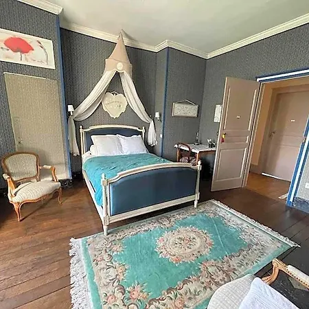 Chateau De Bed & Breakfast Vitry-la-Ville