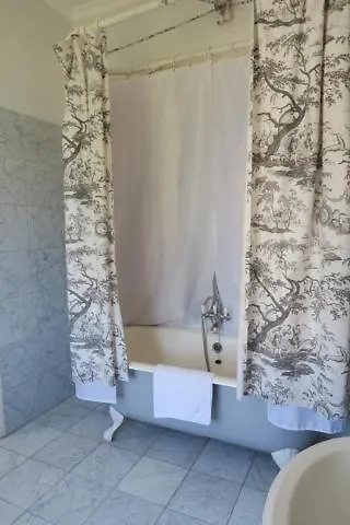 Couette-café 4 Saisons Au Chateau 4*