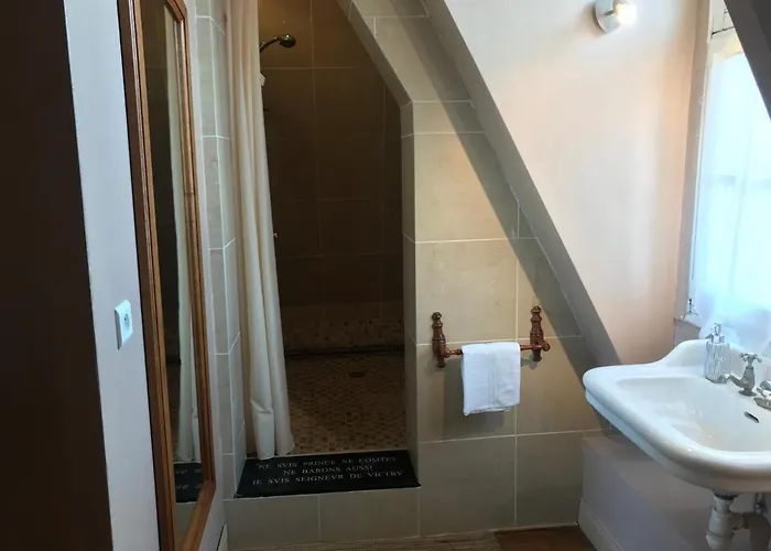 Couette-café 4 Saisons Au Chateau 4*