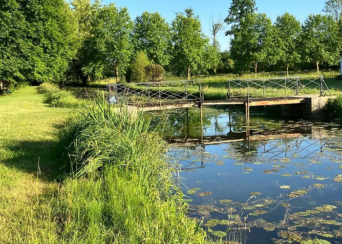 4 Saisons Au Chateau Couette-café Vitry-la-Ville